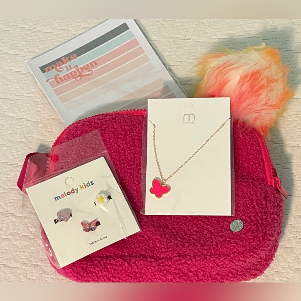 Girls accessory bundle. Fanny pack and jewelry.